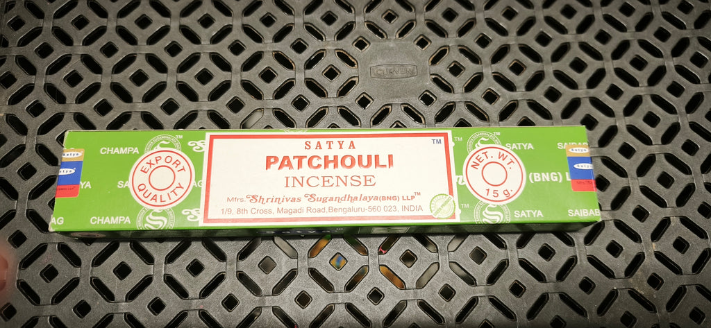 Une boîte d'encens Satya de 15g au choix.