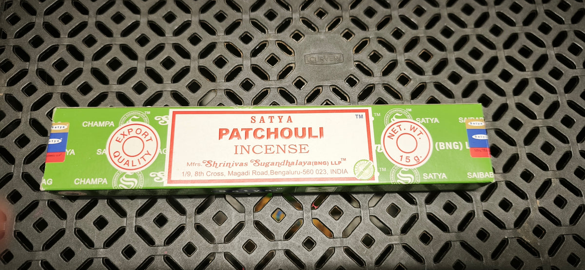 Une boîte d'encens Satya de 15g au choix.