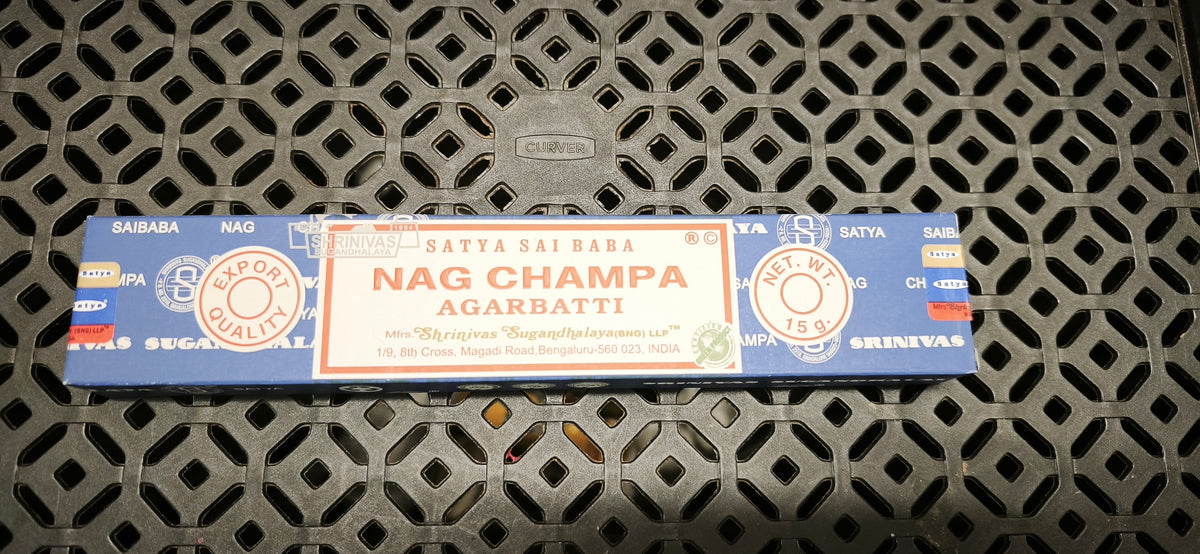 Une boîte d'encens Satya de 15g au choix.