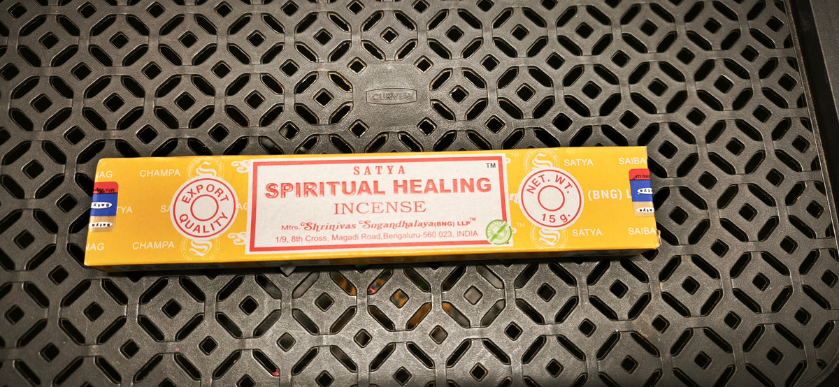 Une boîte d'encens Satya de 15g au choix.